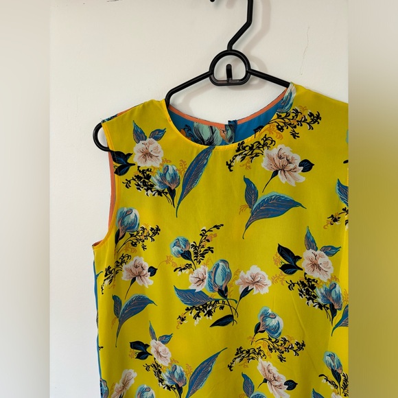 Diane von Furstenberg DVF (Jonathan Saunders) size small printed SILK top - Picture 3 of 7